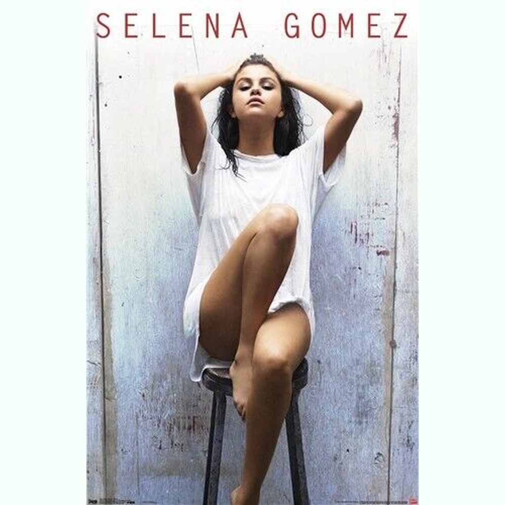 Selena Gomez White T-Shirt Poster 22.375" x 34" NEW! Home & Garden:Home Décor:Posters & Prints Style Your Walls